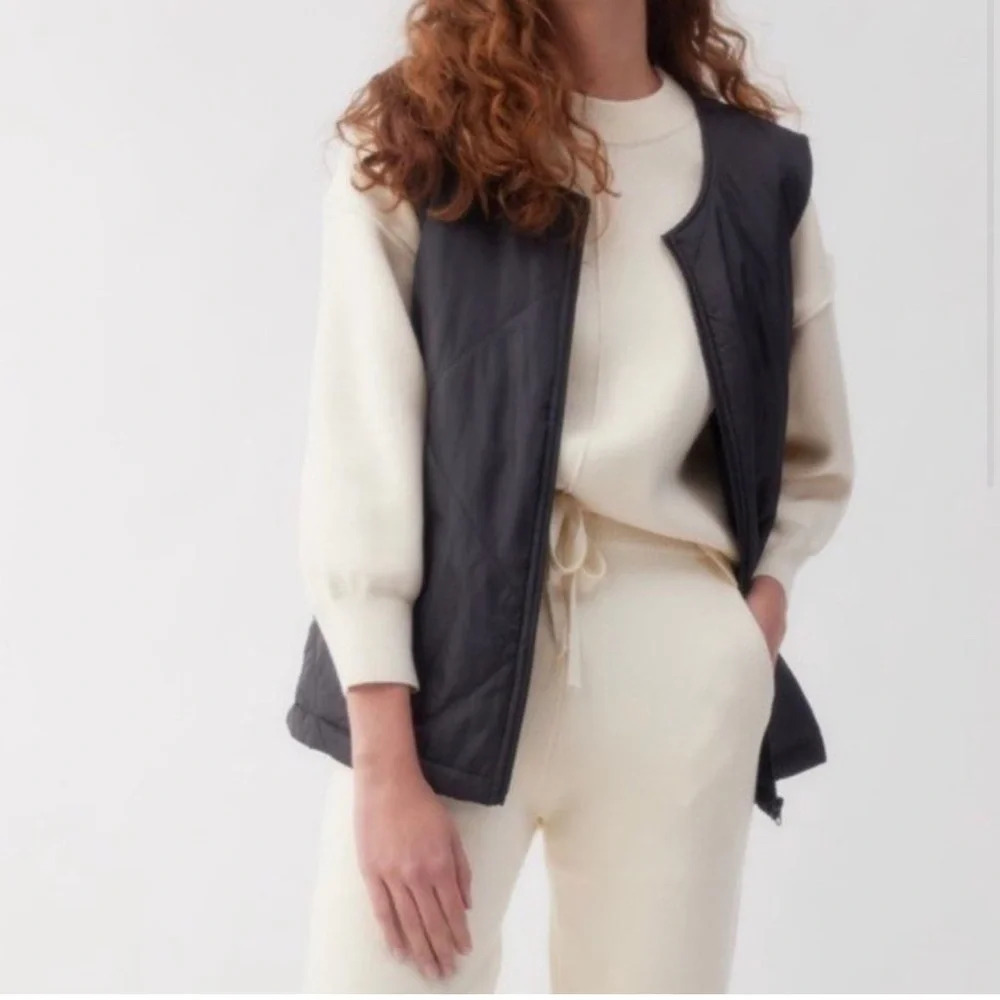 NWT Socialite Quilted Vest, Black, S/M